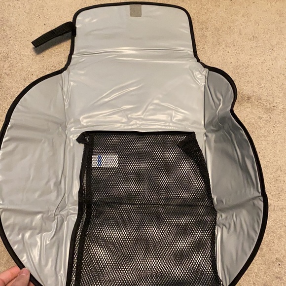 Changing mat - Picture 2 of 3